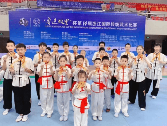 【喜报】这次是一场国际功夫大PK！上海英武功夫馆荣获36枚金牌、两个团体第一名！